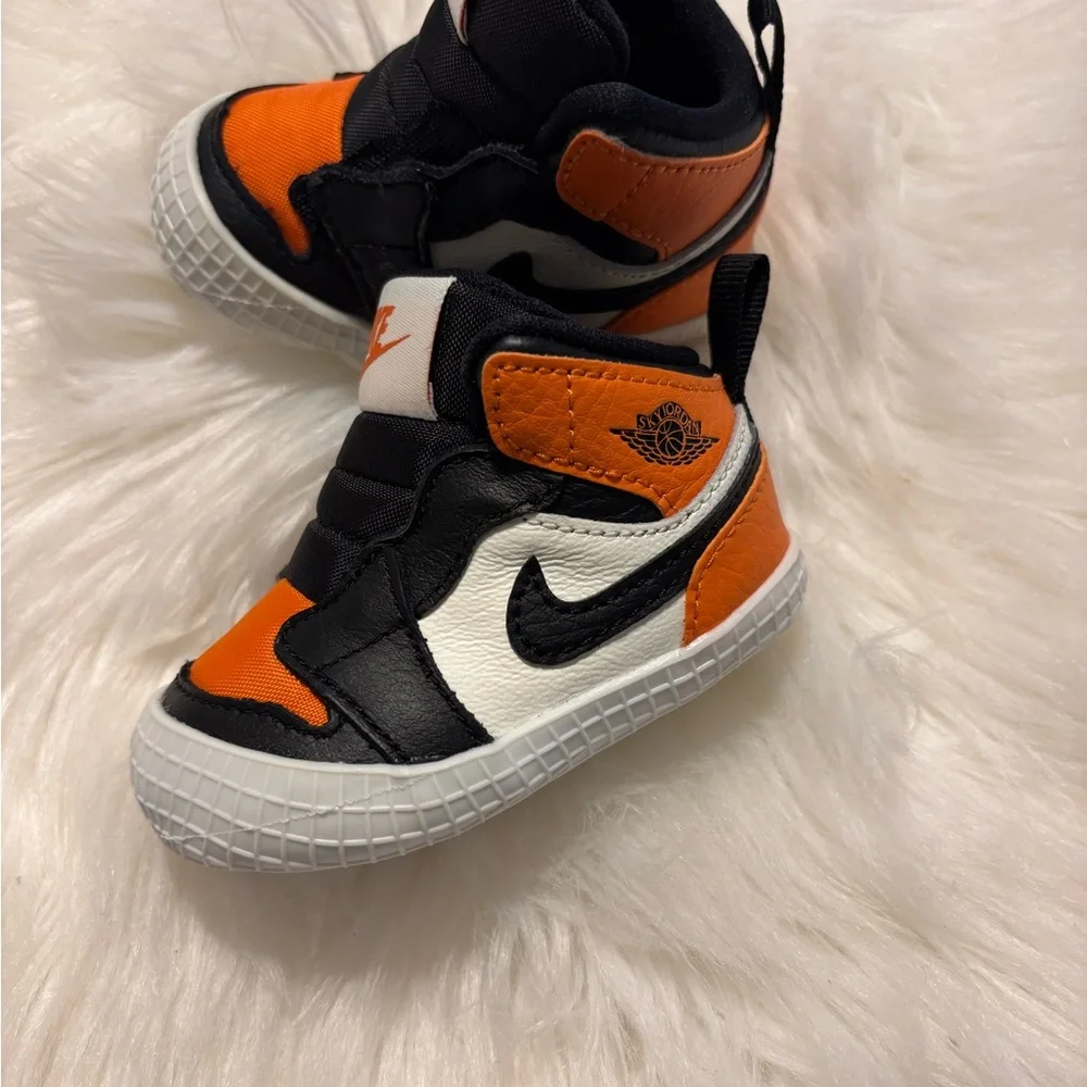 Nike AIR JORDAN 1 SHATTERED BACKBOARD Crib Booties 2C